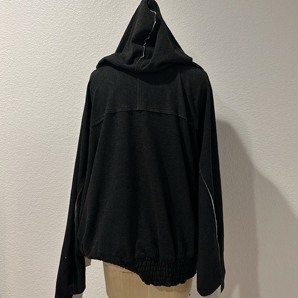 Hoodie Pullover - Picture 3 of 7